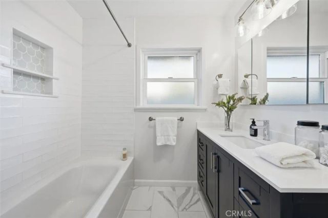 5513 W 138th Place, Hawthorne, CA 90250