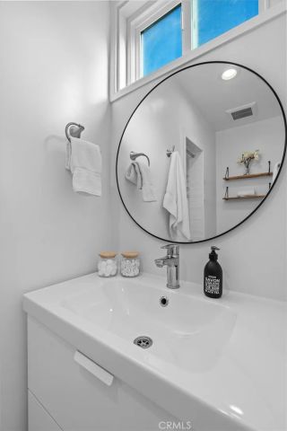 5513 W 138th Place, Hawthorne, CA 90250