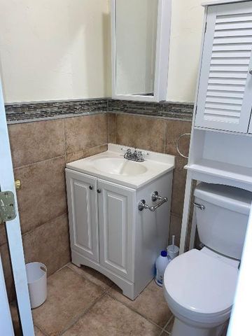 16920 NW 33rd Avenue, Miami Gardens, FL 33056