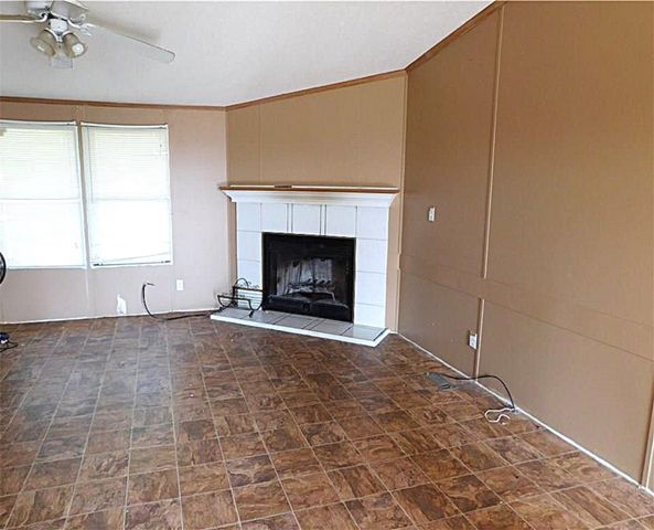 105 Apache Rd., Brownwood, TX 76801