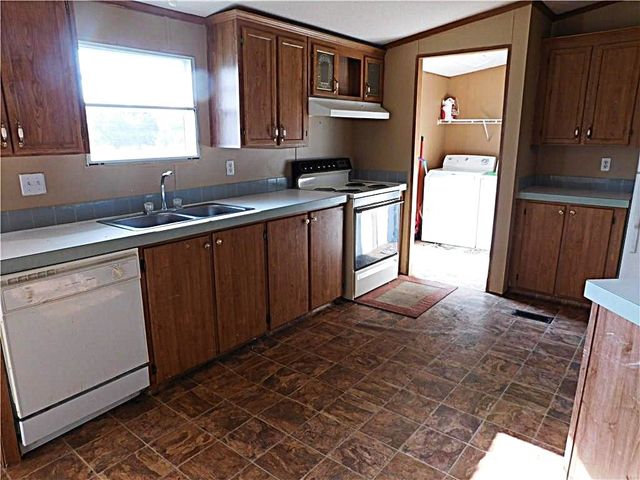 105 Apache Rd., Brownwood, TX 76801
