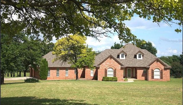 2010 Sandpiper Drive, Blanchard, OK 73010