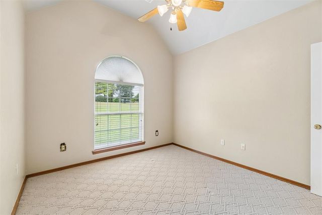 2010 Sandpiper Drive, Blanchard, OK 73010