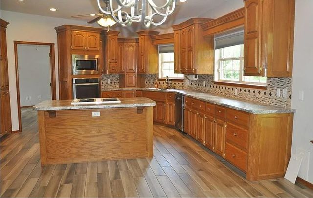 2010 Sandpiper Drive, Blanchard, OK 73010