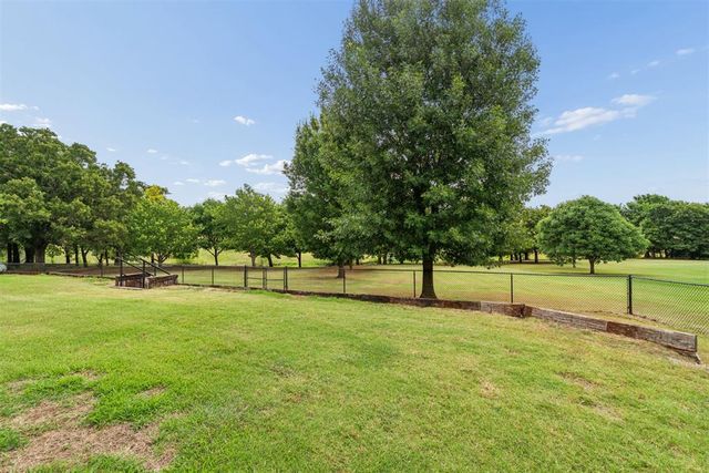 2010 Sandpiper Drive, Blanchard, OK 73010
