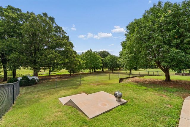 2010 Sandpiper Drive, Blanchard, OK 73010