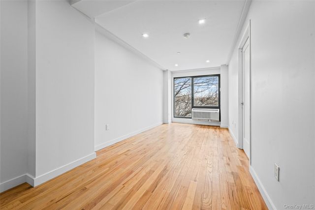 444 Graham Avenue 3G, Brooklyn, NY 11211