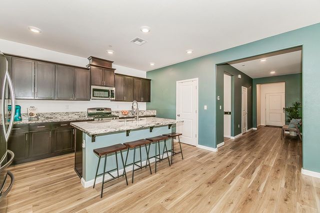 1428 Shoreside Drive, Madera, CA 93637