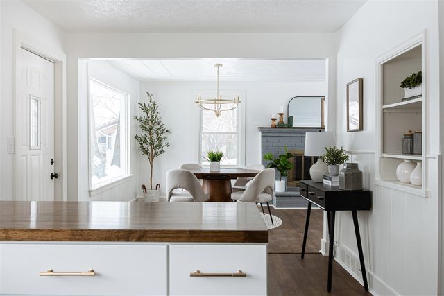 2621 Poe Avenue, Wyoming, MI 49509