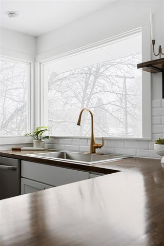 2621 Poe Avenue, Wyoming, MI 49509