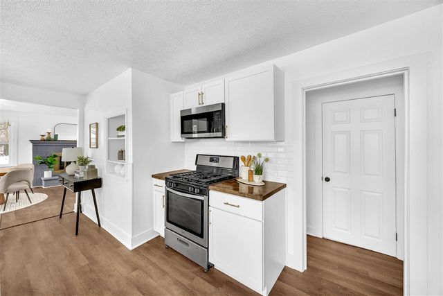 2621 Poe Avenue, Wyoming, MI 49509