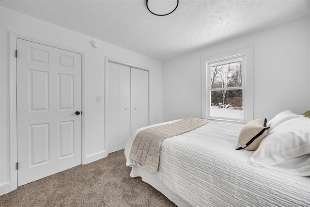 2621 Poe Avenue, Wyoming, MI 49509