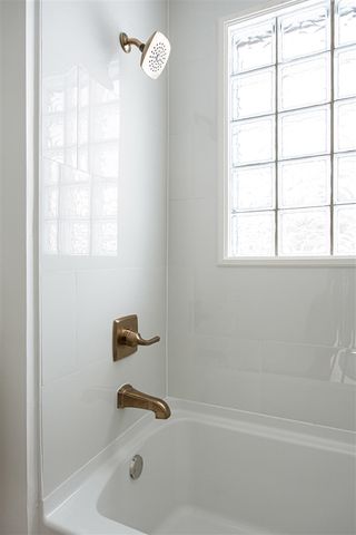 2621 Poe Avenue, Wyoming, MI 49509