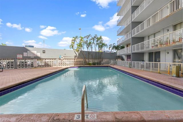 1800 NW 24th Ave 912, Miami, FL 33125