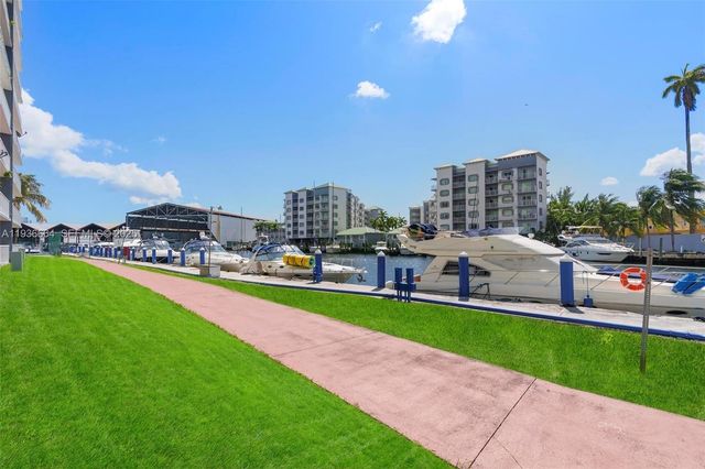 1800 NW 24th Ave 912, Miami, FL 33125