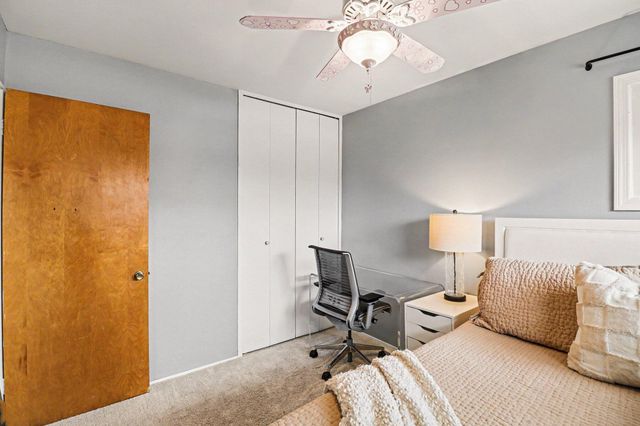 260 Kenyon Drive, Troy, MI 48083