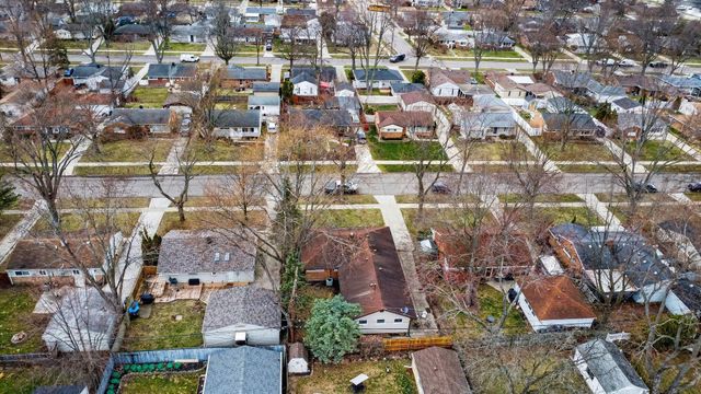 260 Kenyon Drive, Troy, MI 48083