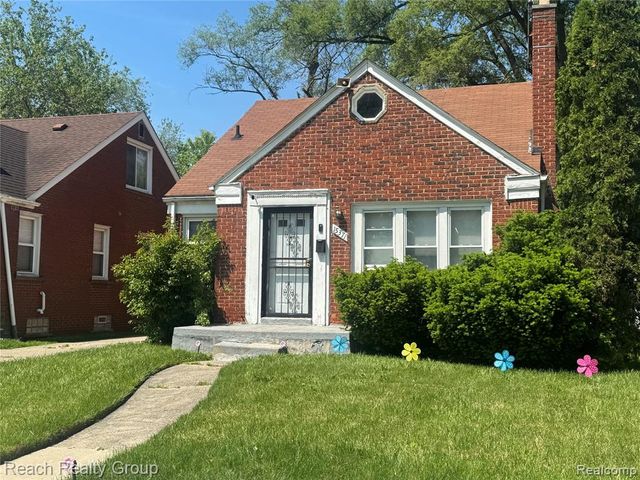15371 Heyden Street, Detroit, MI 48223