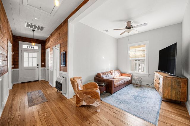 1811 30th Street, Galveston, TX 77550