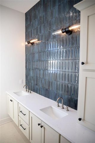 5357 Choctaw Lane, Mclouth, KS 66054