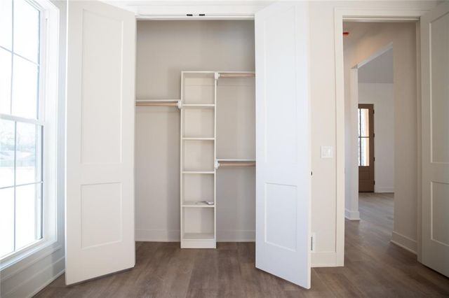 5357 Choctaw Lane, Mclouth, KS 66054