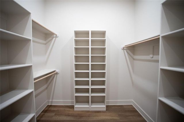 5357 Choctaw Lane, Mclouth, KS 66054