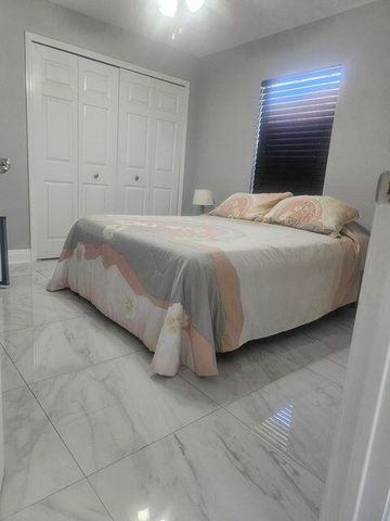 5721 NW Alcazar Terrace, Port St. Lucie, Port St Lucie, FL 34986