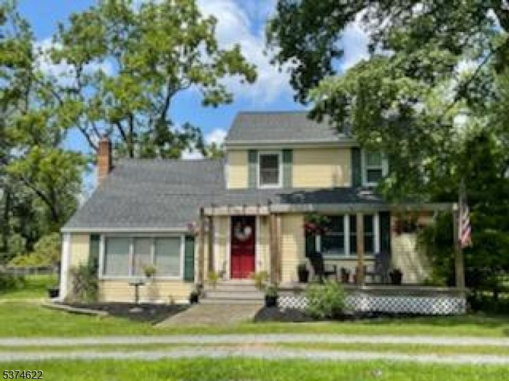 147 Hammar Rd, Kingwood Twp., NJ 08822