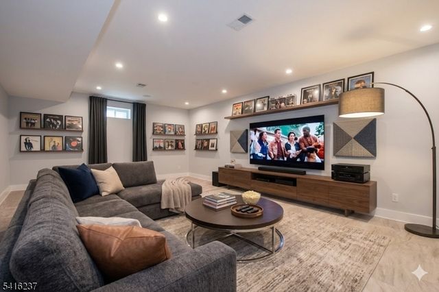 646 Mountain Ave, Berkeley Heights Twp., NJ 07922