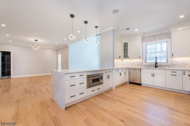 646 Mountain Ave, Berkeley Heights Twp., NJ 07922