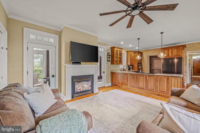 1507 OLD RIDER RD, Harpers Ferry, WV 25425