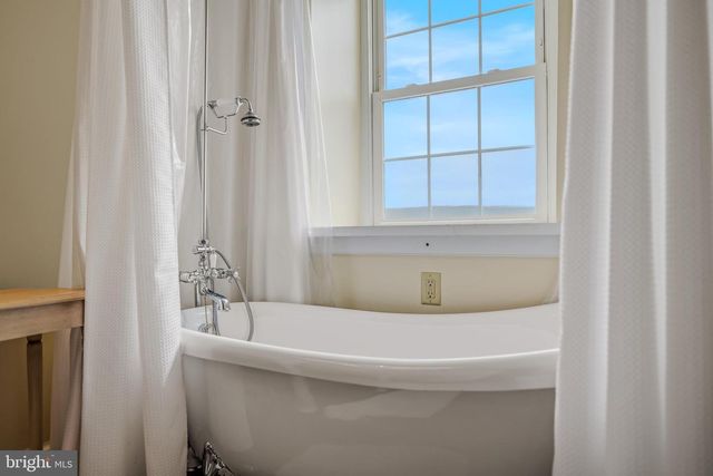 1507 OLD RIDER RD, Harpers Ferry, WV 25425