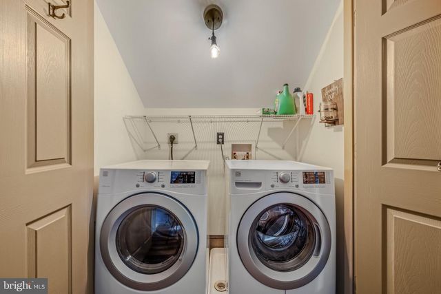 1507 OLD RIDER RD, Harpers Ferry, WV 25425