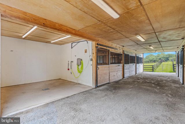 1507 OLD RIDER RD, Harpers Ferry, WV 25425