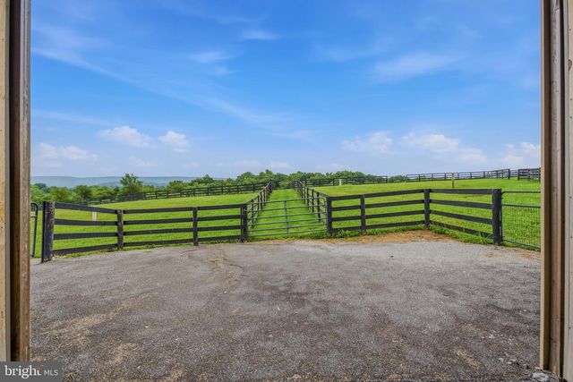 1507 OLD RIDER RD, Harpers Ferry, WV 25425