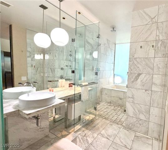 4381 West Flamingo Road 5006, Las Vegas, NV 89103