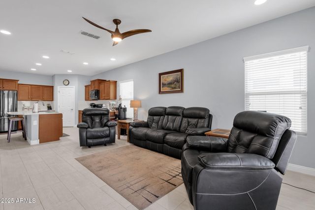 10830 E TOPAZ Avenue, Mesa, AZ 85212