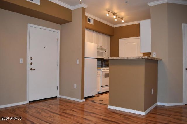 1701 E COLTER Street 180, Phoenix, AZ 85016