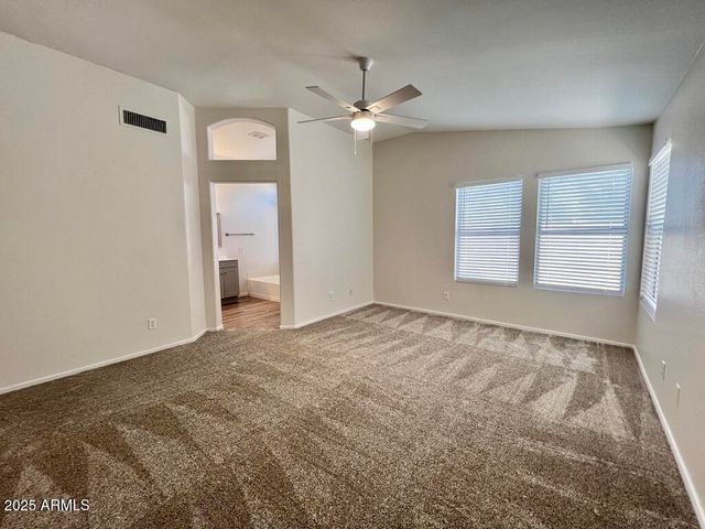 3200 S CASCADE Place, Chandler, AZ 85248