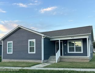 6501 Hackel Dr, Louisville, KY 40258