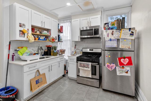 1410 5th Avenue, Troy, NY 12180