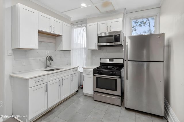 1410 5th Avenue, Troy, NY 12180
