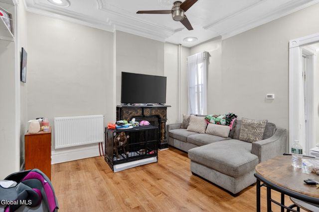 1410 5th Avenue, Troy, NY 12180