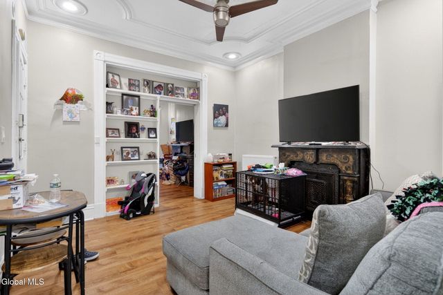 1410 5th Avenue, Troy, NY 12180