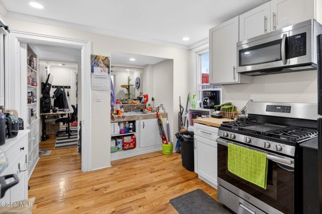 1410 5th Avenue, Troy, NY 12180