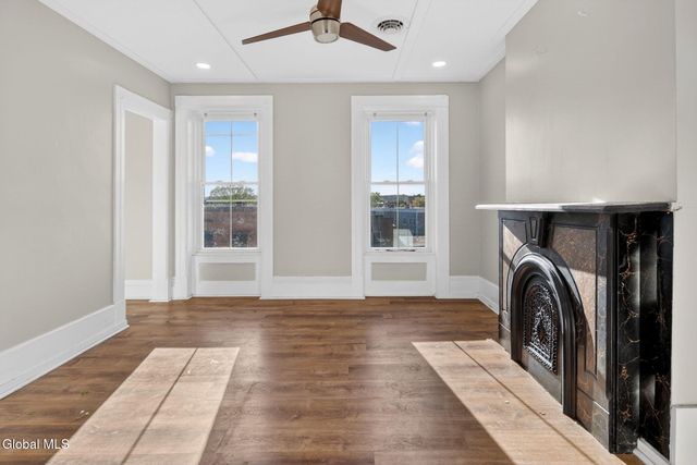 1410 5th Avenue, Troy, NY 12180