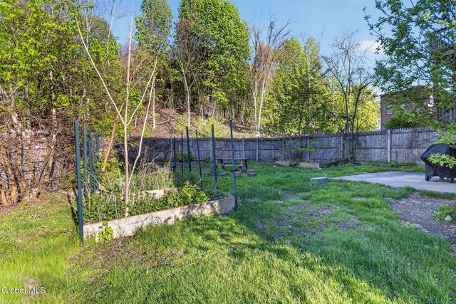 1410 5th Avenue, Troy, NY 12180