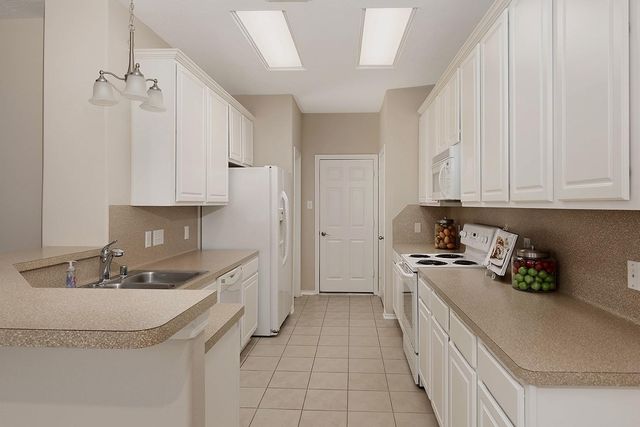 166 N Burberry Park Circle, The Woodlands, TX 77382