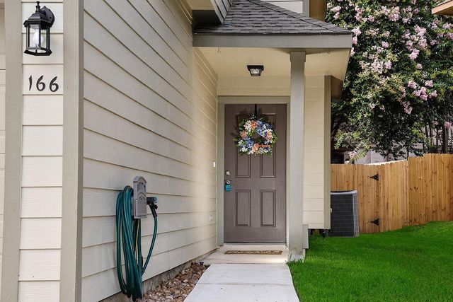 166 N Burberry Park Circle, The Woodlands, TX 77382
