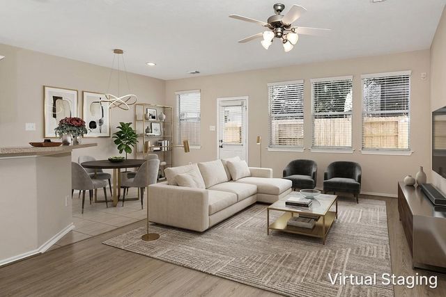 166 N Burberry Park Circle, The Woodlands, TX 77382